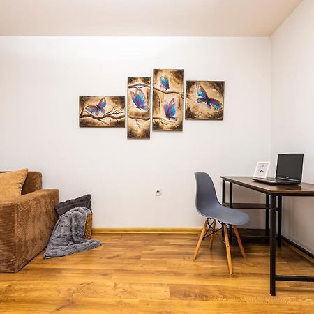 The Walnut 2Bd Apartment Plovdiv Exterior foto